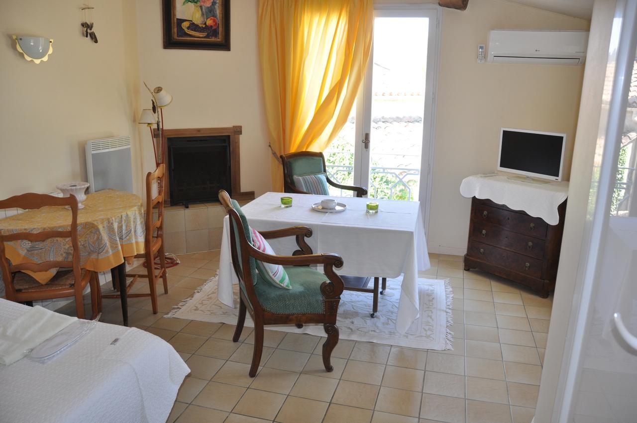 Le Jas Du Colombier Villa Moustiers-Sainte-Marie Exteriör bild