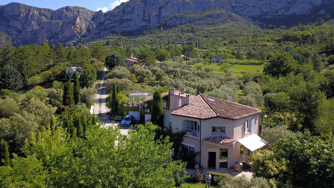 Le Jas Du Colombier Villa Moustiers-Sainte-Marie Exteriör bild