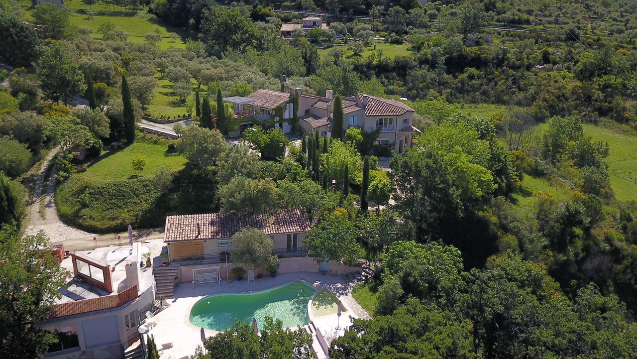 Le Jas Du Colombier Villa Moustiers-Sainte-Marie Exteriör bild
